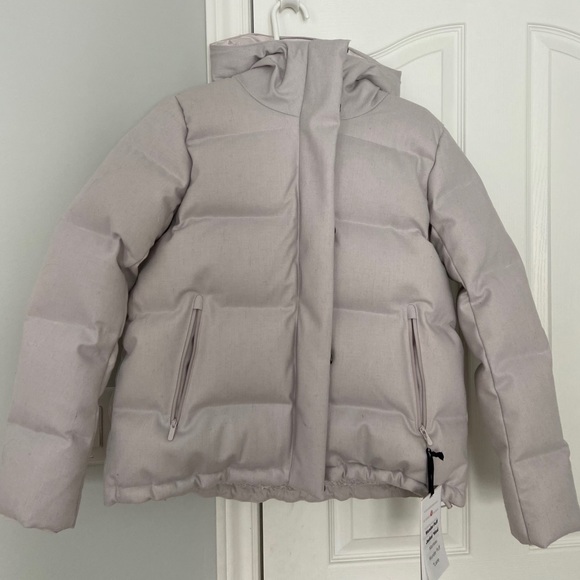 lululemon athletica Jackets & Blazers - BRAND NEW WITH TAGS Wunder Puff Jacket